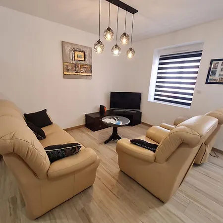 Maison Familiale Avec Balcon - 6 Pers. - Fr-1-589-877 Raon-lʼÉtape