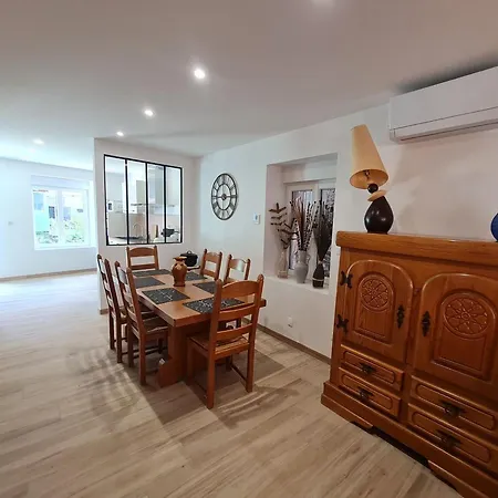 Maison Familiale Avec Balcon - 6 Pers. - Fr-1-589-877